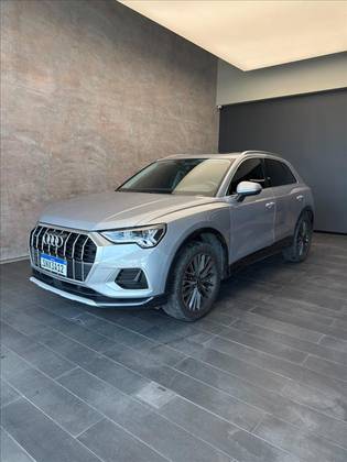 AUDI Q3 2.0 40 TFSI GASOLINA PERFORMANCE QUATTRO TIPTRONIC AUDI Q3 2.0 40 TFSI GASOLINA PERFORMANCE QUATTRO TIPTRONIC